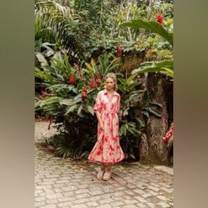 Zleurope Bloom Maxi Dress new with tags no belt